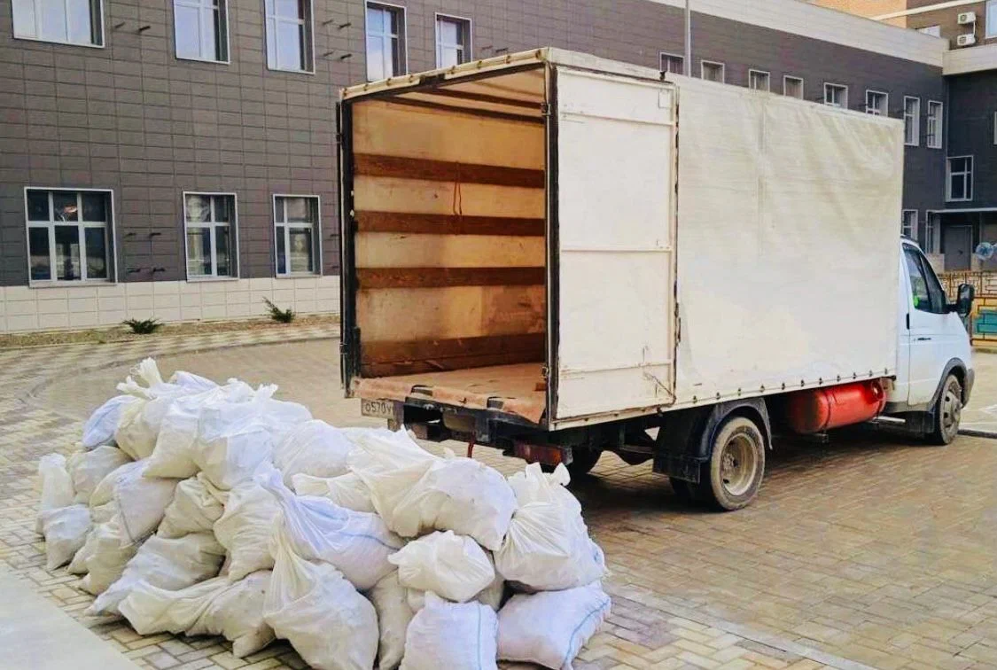 Вывоз строительного мусора из новостроек в Балтийске в октябре