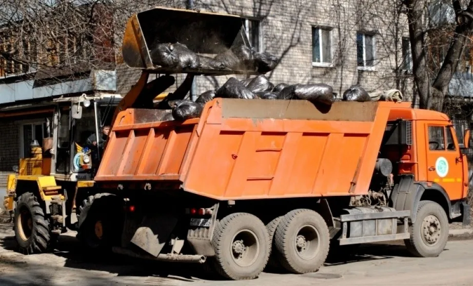 Вывоз мусора грузовым фургоном 5 тонн в Балтийске – ПроМусор, аренда, цена от 1580 руб